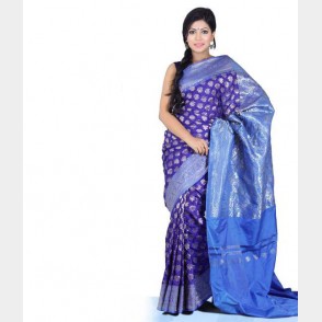 Beautiful color combination of Silk Katan Sharee from Tangail with blouse piece